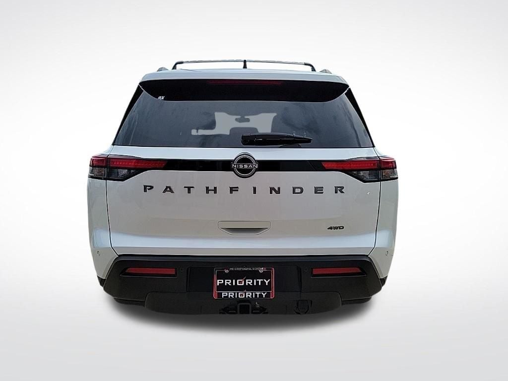 Thumbnail: 2026 Nissan Pathfinder - 4