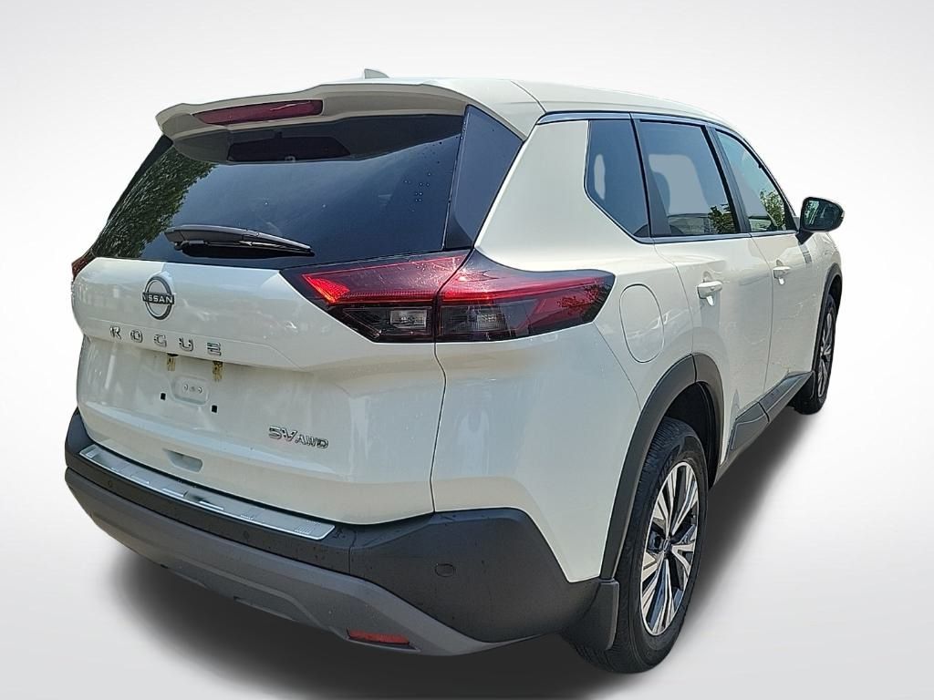 Thumbnail: 2022 Nissan Rogue - 5