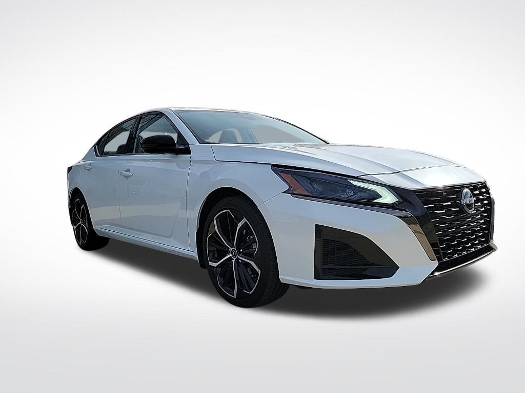 Thumbnail: 2024 Nissan Altima - 8