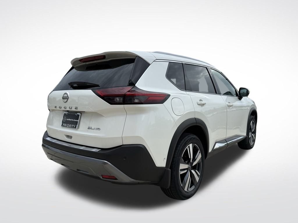 Thumbnail: 2022 Nissan Rogue - 5