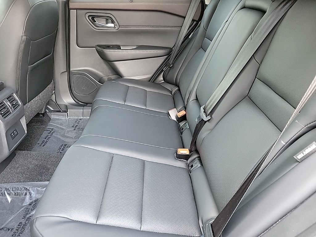 Thumbnail: 2023 Nissan Rogue - 13