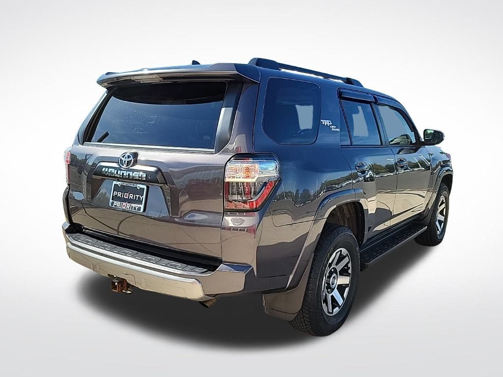 Thumbnail: 2021 Toyota 4Runner - 5