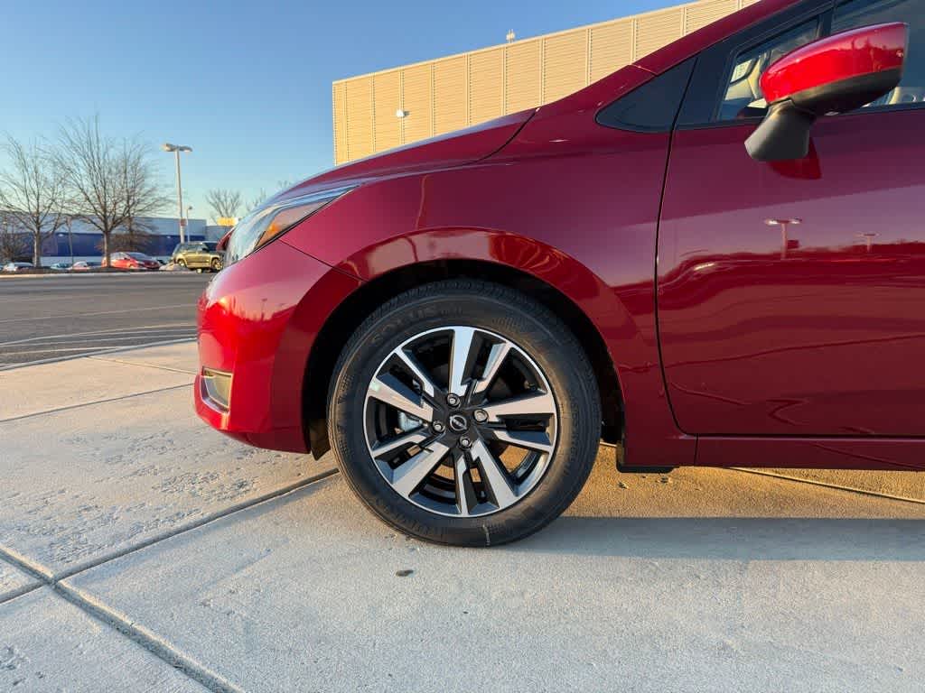 2025 Nissan Versa 1.6 SV 9