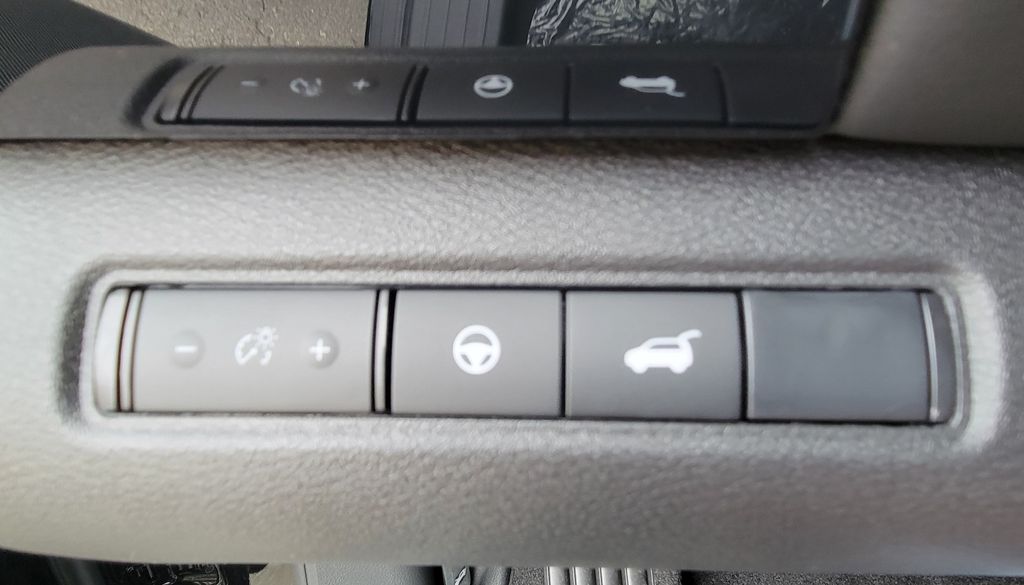 Thumbnail: 2025 Nissan Pathfinder - 29