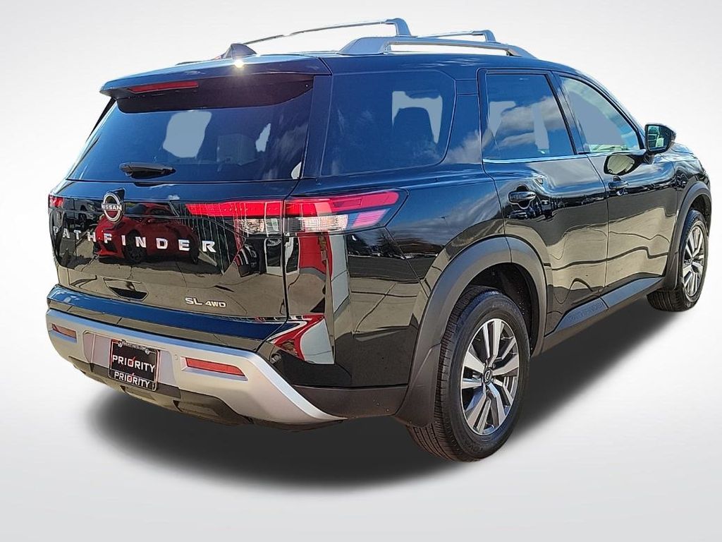 Thumbnail: 2024 Nissan Pathfinder - 5