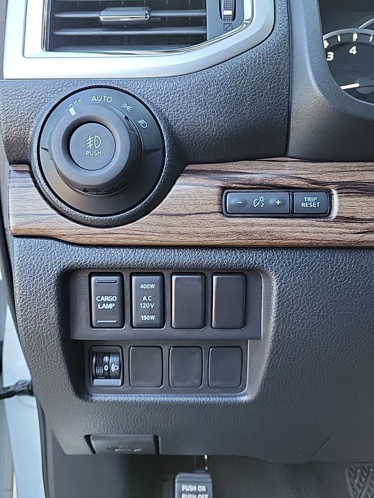 Thumbnail: 2021 Nissan Titan - 29