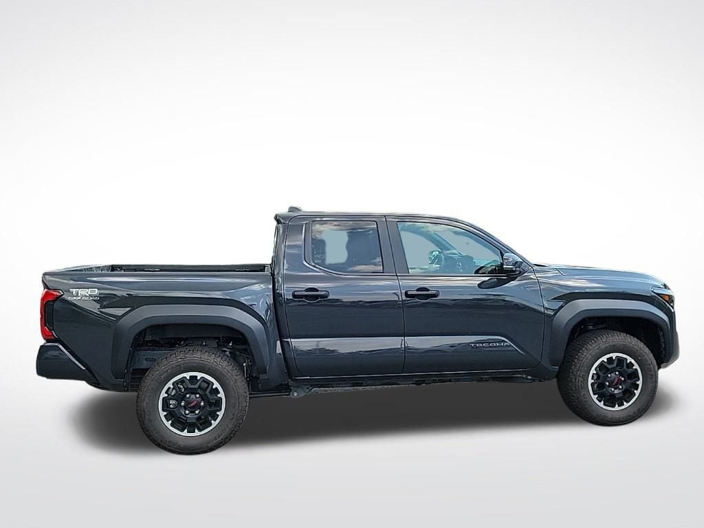 Thumbnail: 2024 Toyota Tacoma - 10