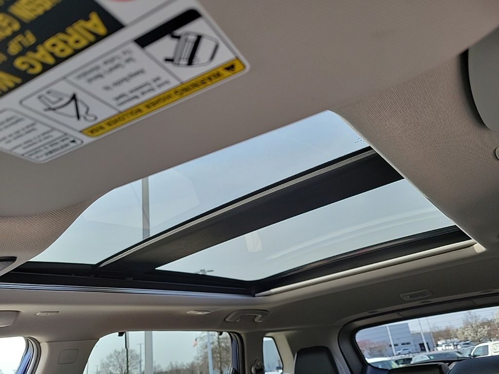 Thumbnail: 2023 Nissan Rogue - 31