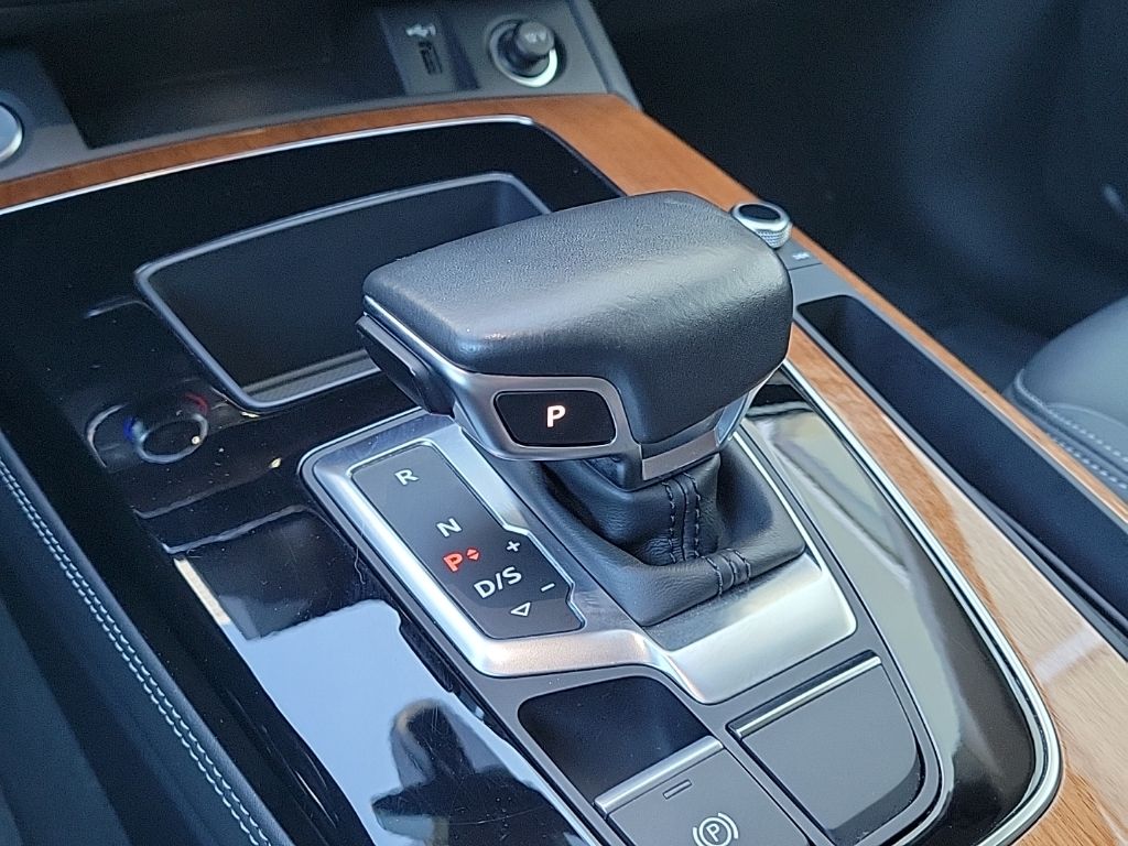 Thumbnail: 2021 Audi Q5 - 33