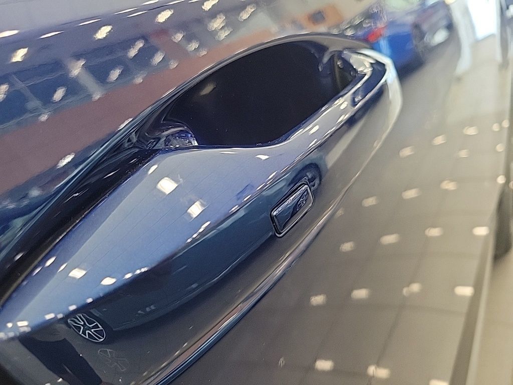 Thumbnail: 2025 Nissan Kicks - 10