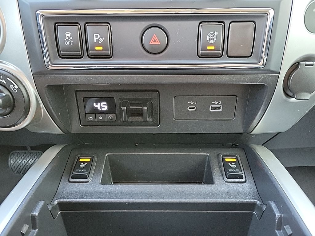 Thumbnail: 2021 Nissan Titan - 39