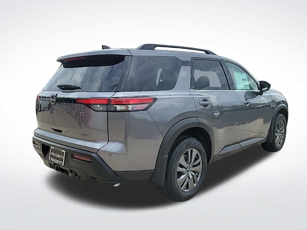 Thumbnail: 2026 Nissan Pathfinder - 4