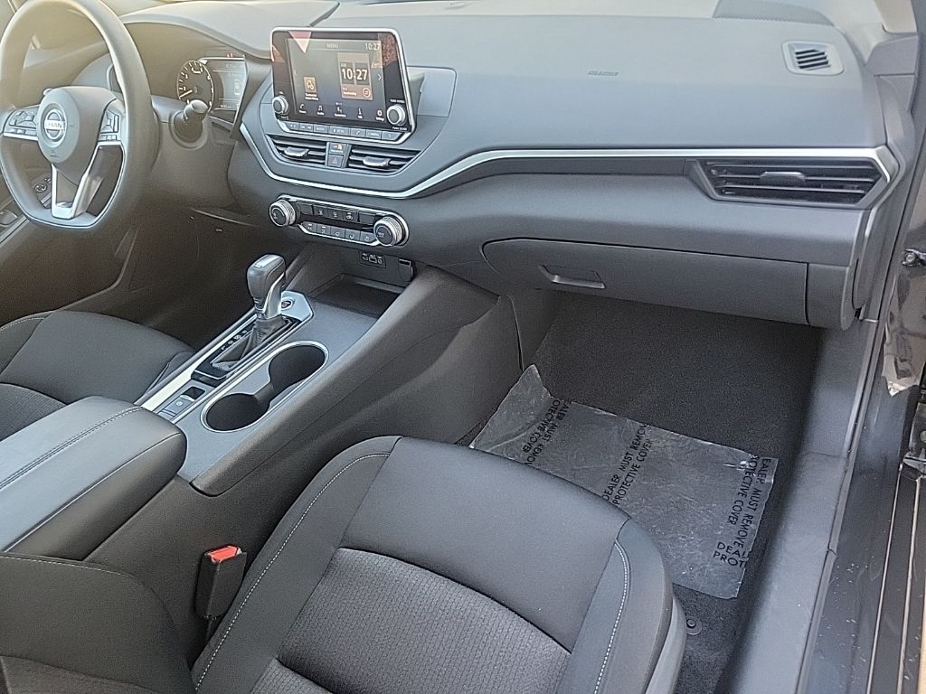 Thumbnail: 2022 Nissan Altima - 12