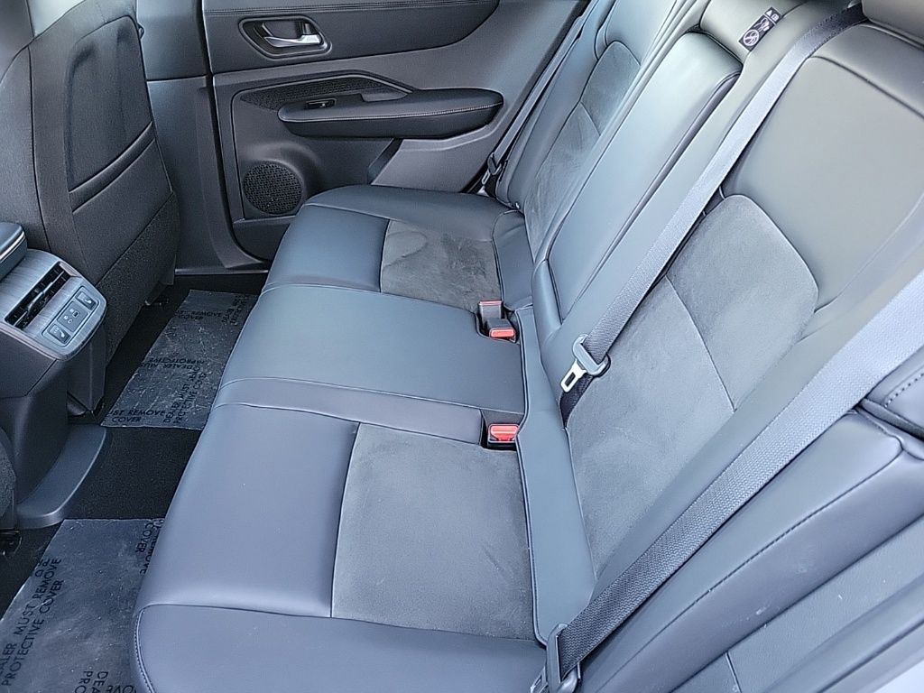 Thumbnail: 2023 Nissan Ariya - 13