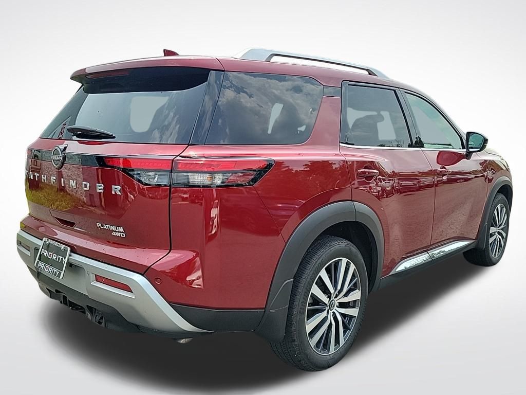 2022 Nissan Pathfinder Platinum 6