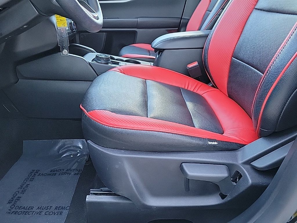 Thumbnail: 2022 Ford Bronco Sport - 11