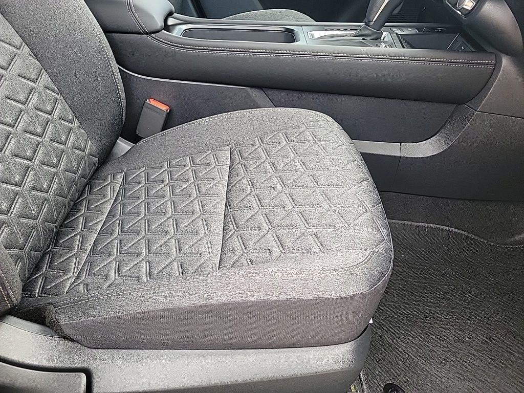 Thumbnail: 2025 Nissan Kicks - 13