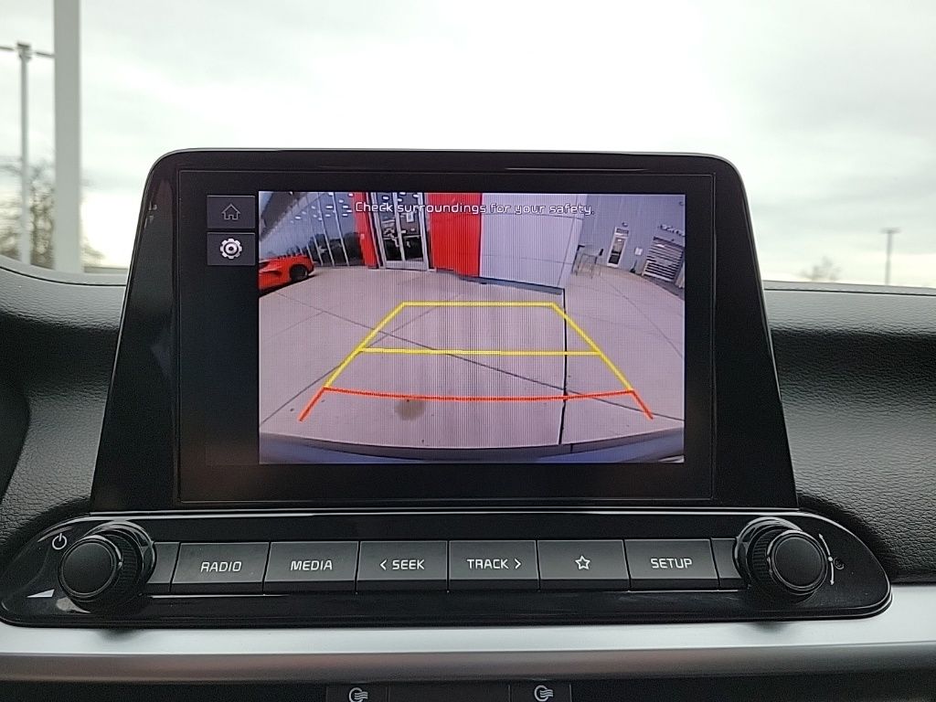 Thumbnail: 2023 Kia Forte - 25