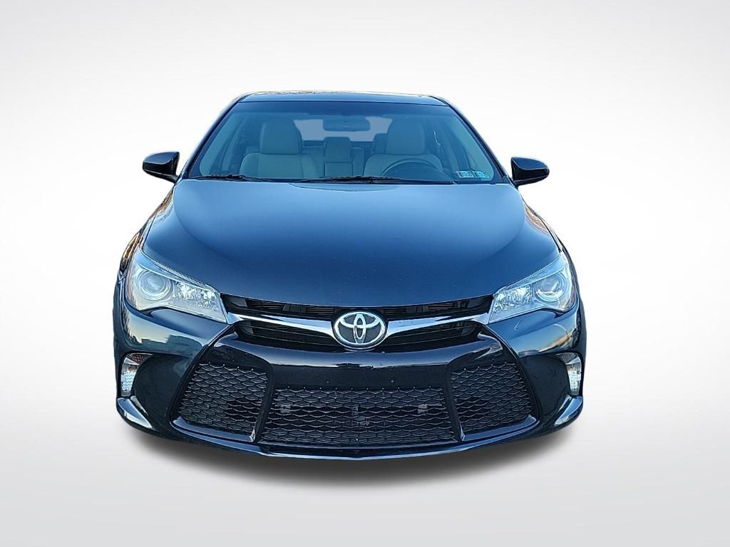 Thumbnail: 2017 Toyota Camry - 7