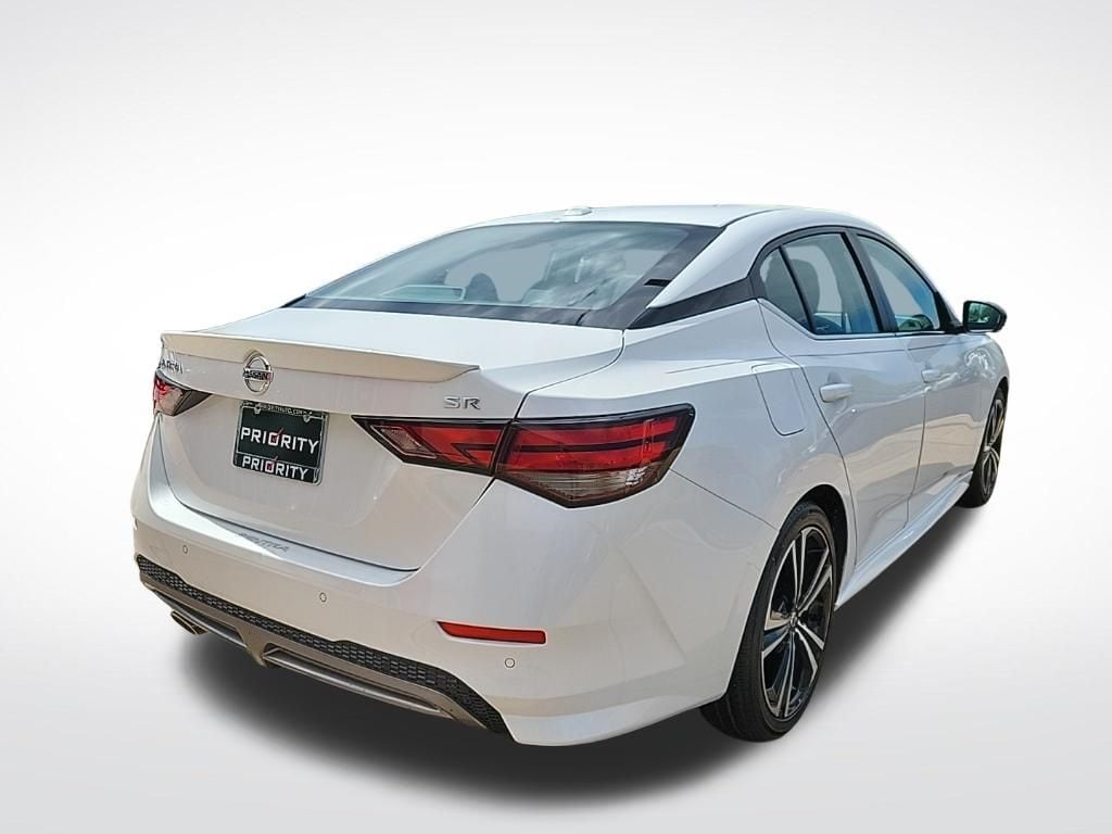 Thumbnail: 2023 Nissan Sentra - 4