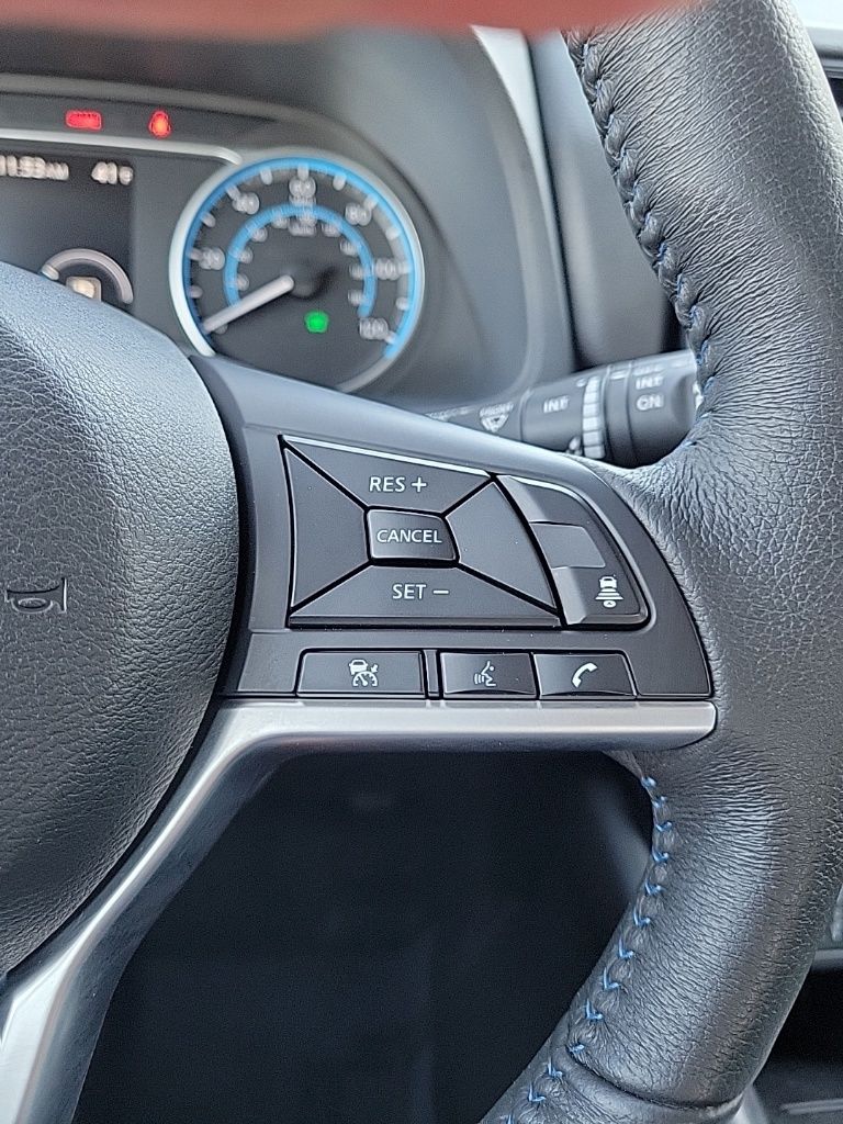 Thumbnail: 2021 Nissan Leaf - 21