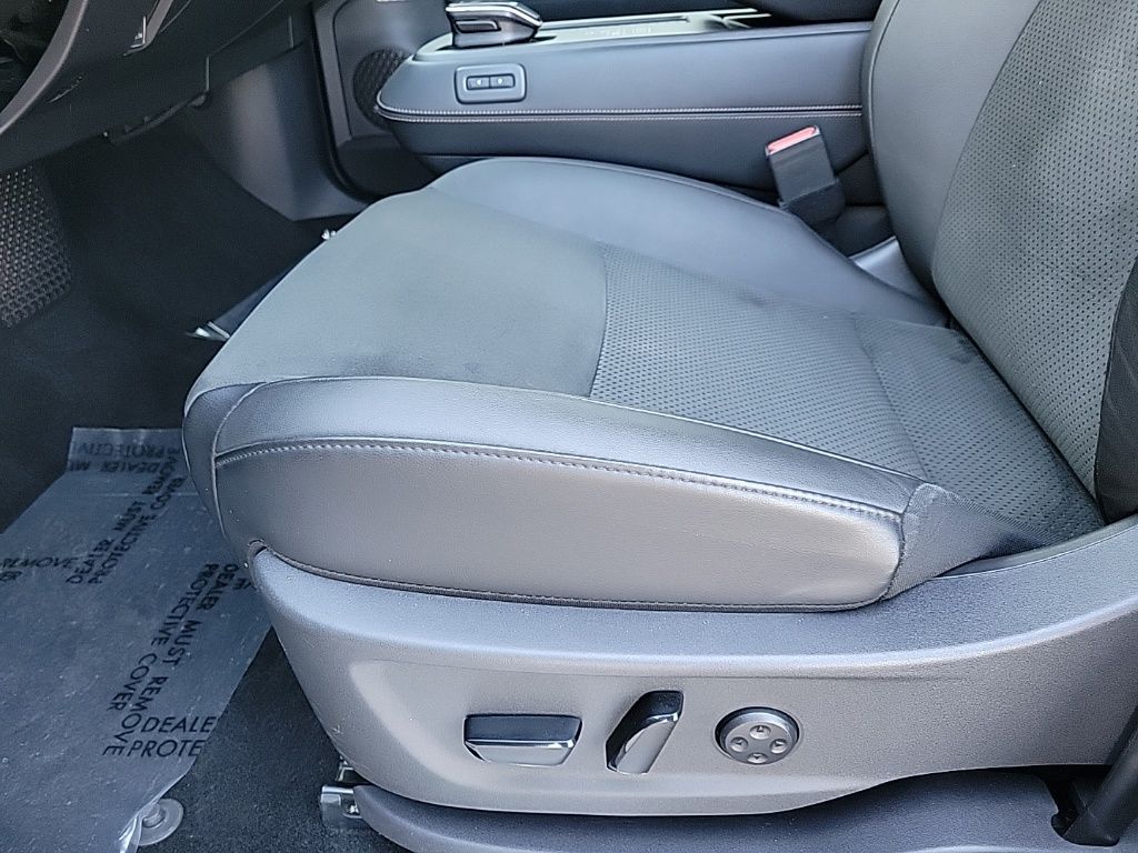 Thumbnail: 2024 Nissan Ariya - 13