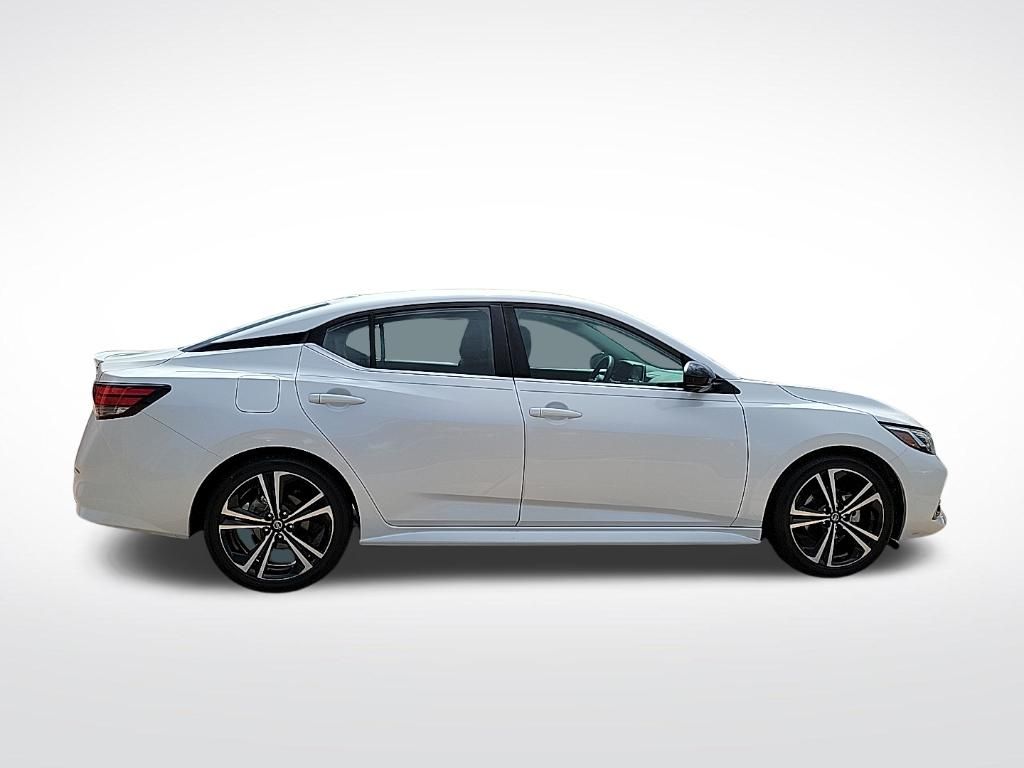 Thumbnail: 2023 Nissan Sentra - 5