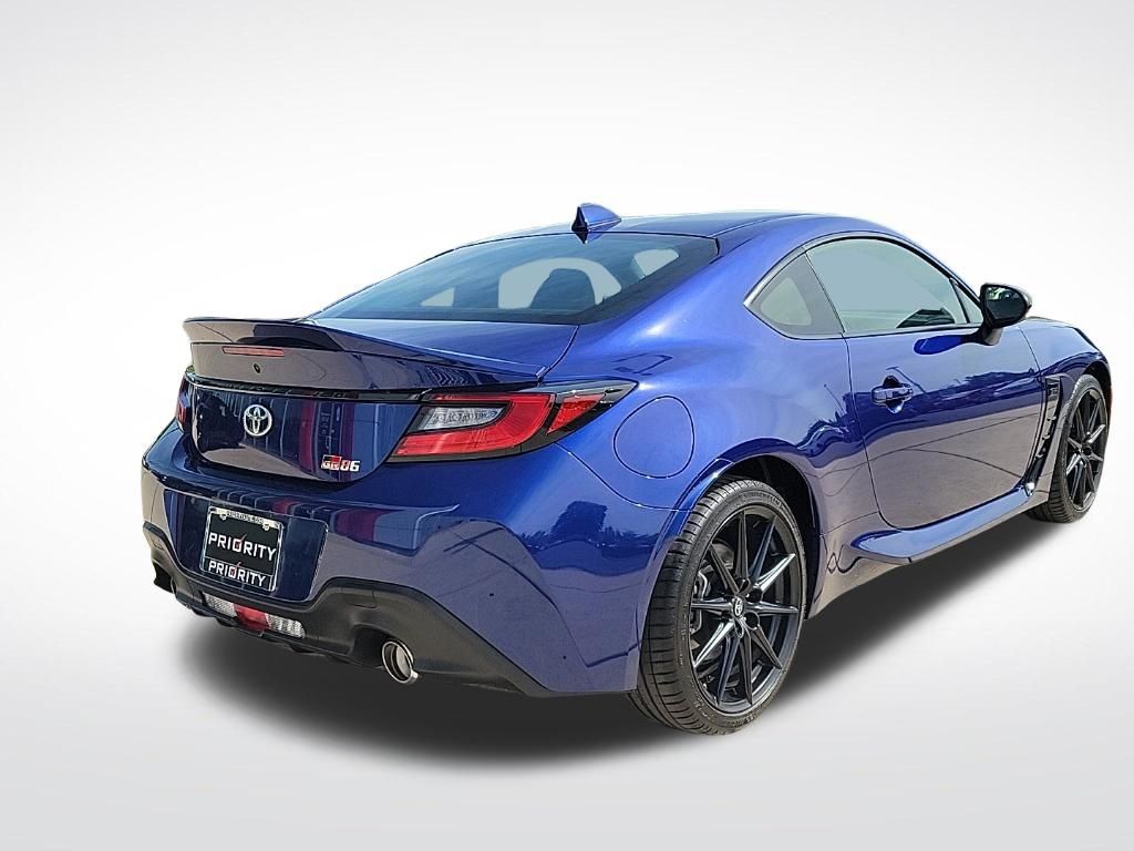 Thumbnail: 2024 Toyota GR86 - 4