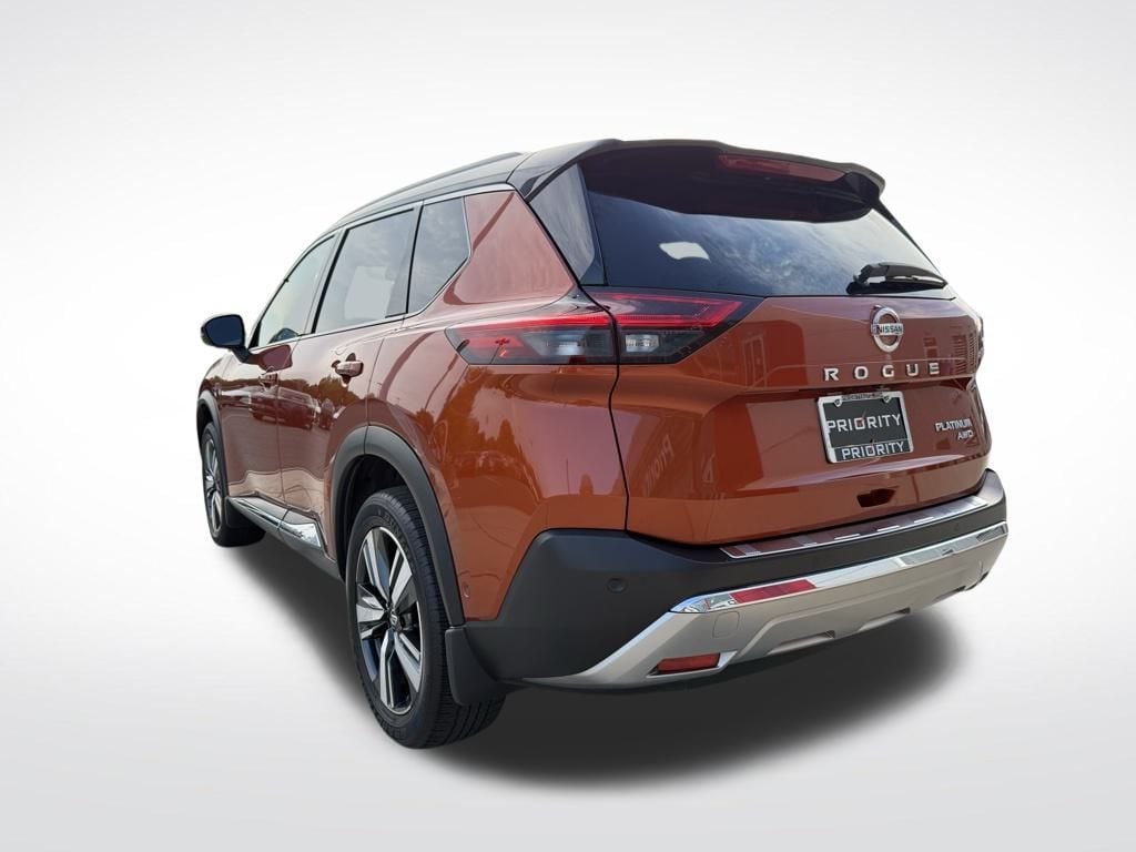 Thumbnail: 2021 Nissan Rogue - 3