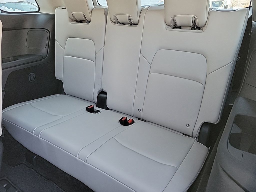 Thumbnail: 2026 Nissan Pathfinder - 15