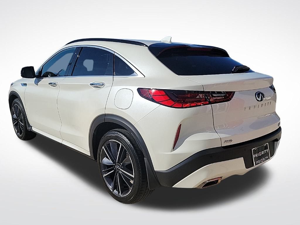Thumbnail: 2023 INFINITI QX55 - 3