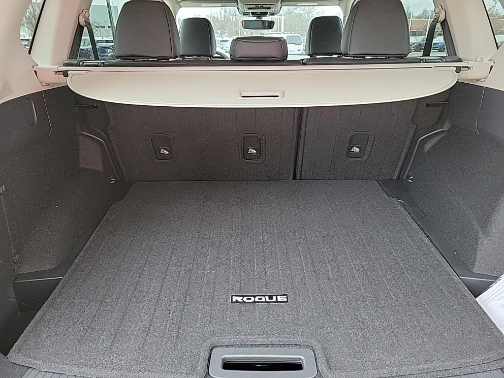 Thumbnail: 2026 Nissan Rogue - 18