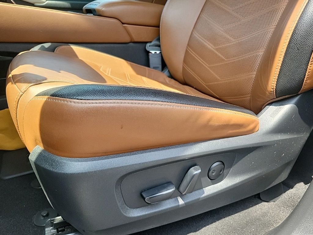 Thumbnail: 2023 Nissan Pathfinder - 20