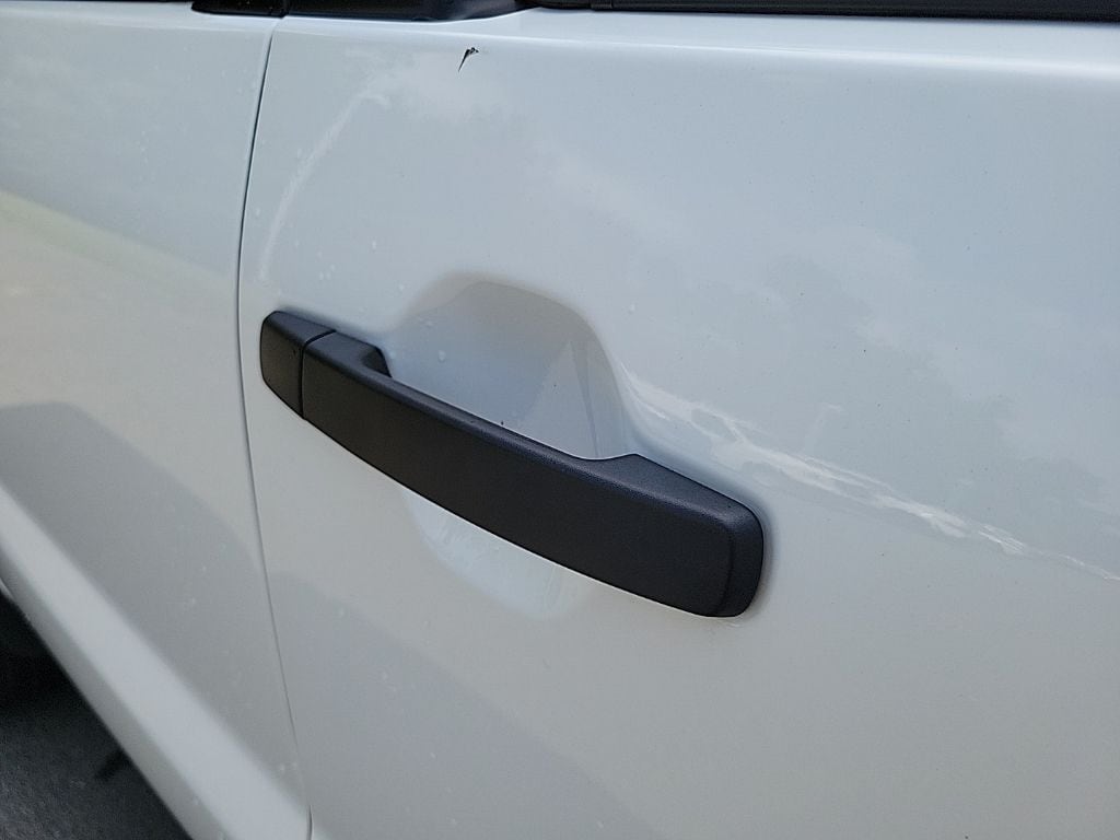 Thumbnail: 2023 Nissan Frontier - 11