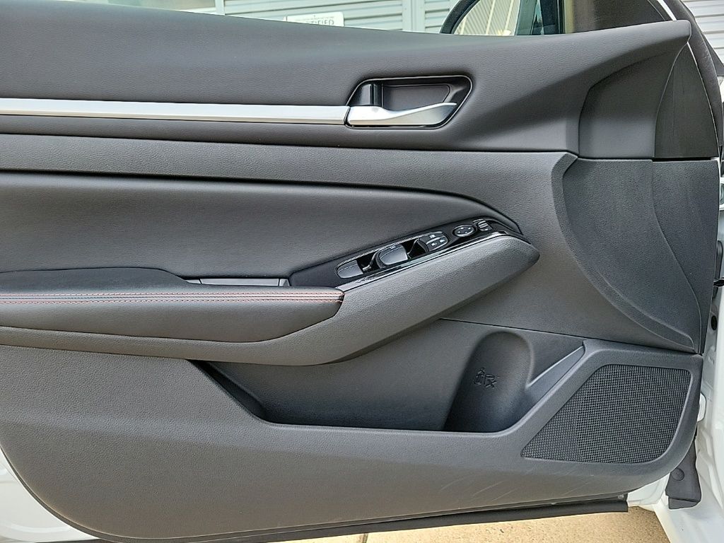 Thumbnail: 2024 Nissan Altima - 29