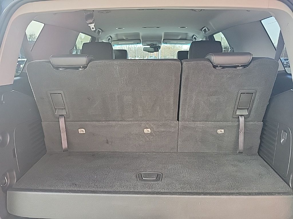 Thumbnail: 2018 Chevrolet Tahoe - 21