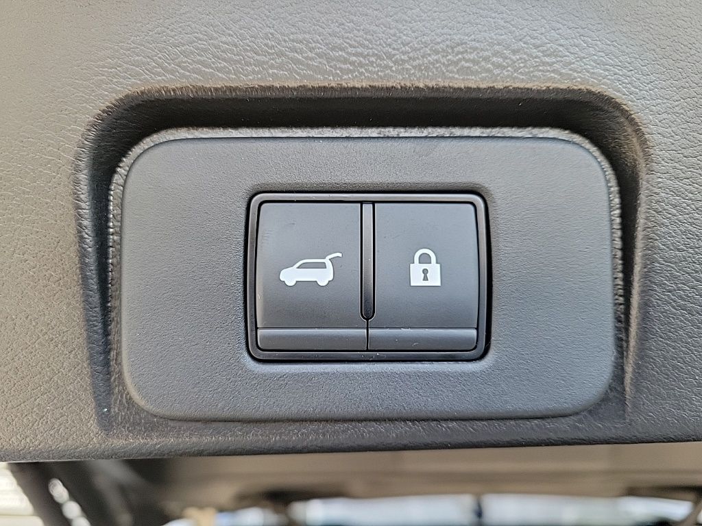 Thumbnail: 2023 Nissan Rogue - 17