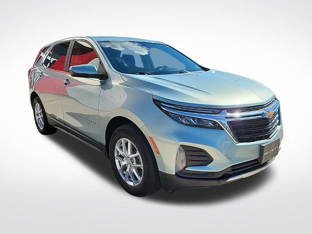 Thumbnail: 2022 Chevrolet Equinox - 8