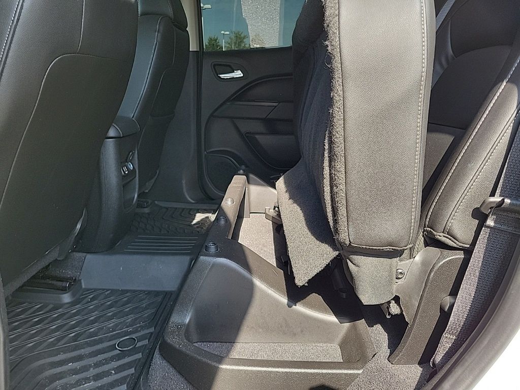 Thumbnail: 2020 Chevrolet Colorado - 16
