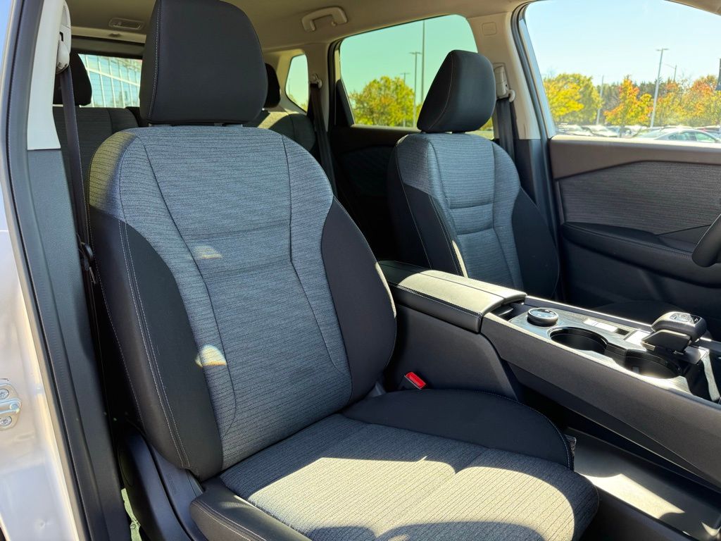 Thumbnail: 2023 Nissan Rogue - 30