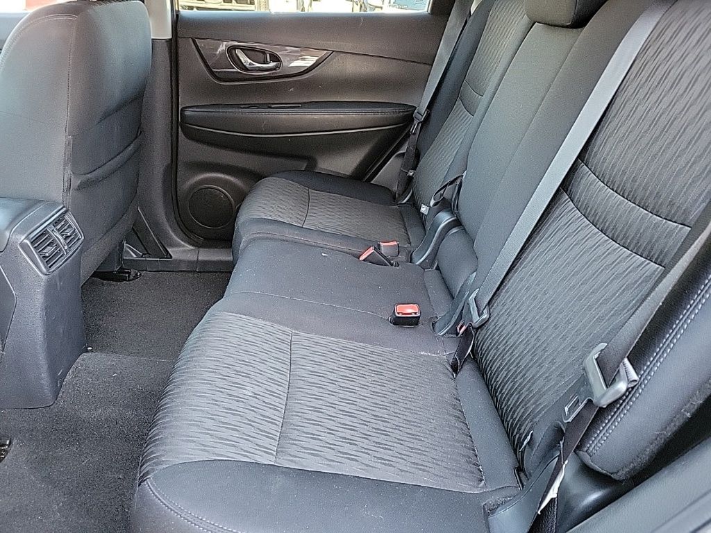 Thumbnail: 2020 Nissan Rogue - 12