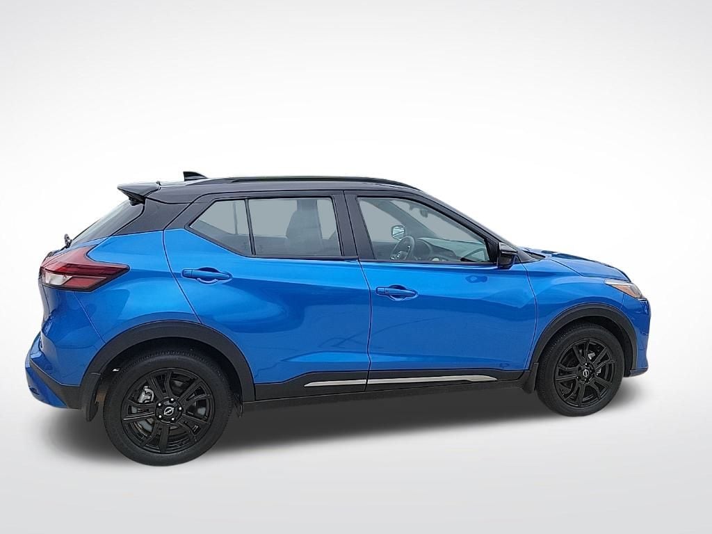 Thumbnail: 2024 Nissan Kicks - 7