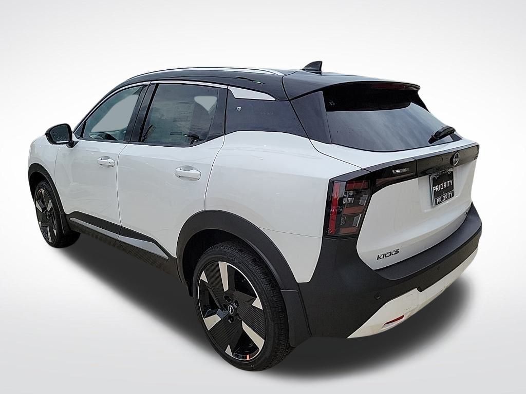 Thumbnail: 2025 Nissan Kicks - 3