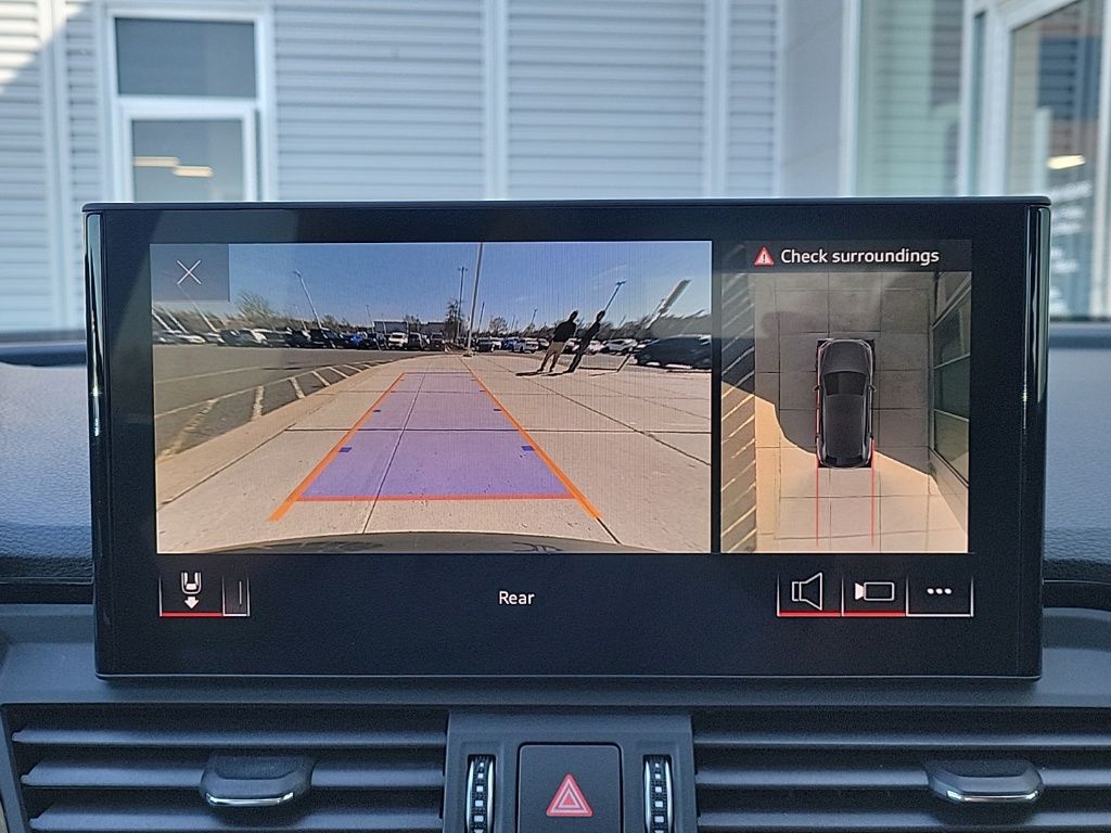 Thumbnail: 2021 Audi Q5 - 27