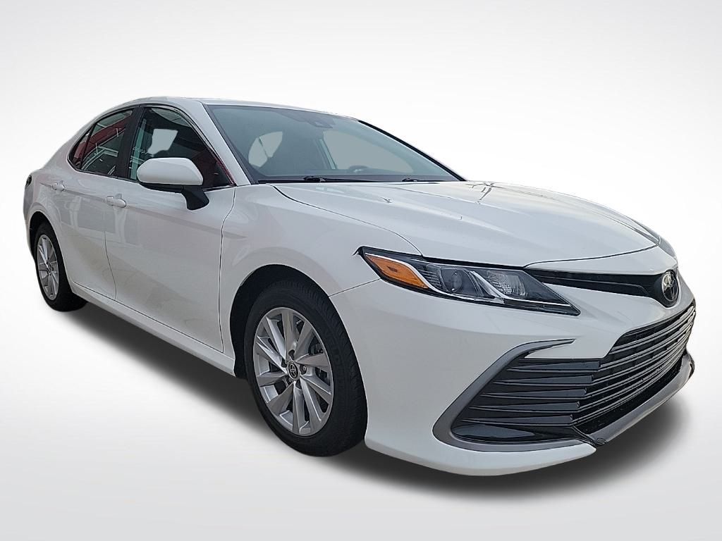Thumbnail: 2023 Toyota Camry - 7