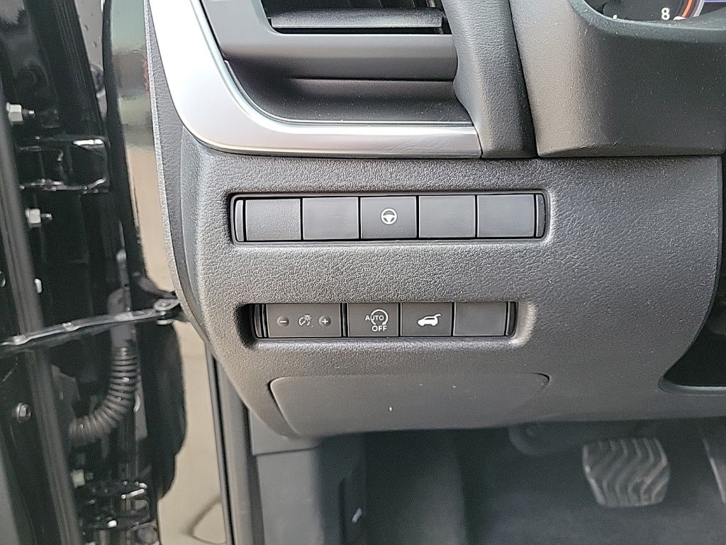 Thumbnail: 2023 Nissan Rogue - 30