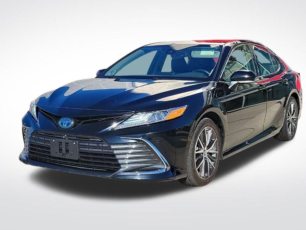 Thumbnail: 2022 Toyota Camry - 1
