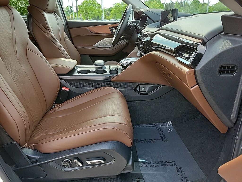 Thumbnail: 2023 Acura MDX - 17