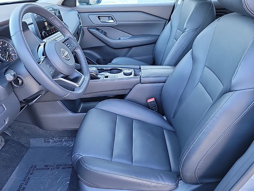 Thumbnail: 2022 Nissan Rogue - 12