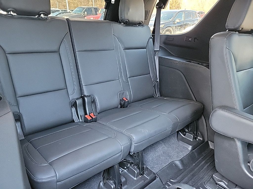 Thumbnail: 2021 Chevrolet Tahoe - 16